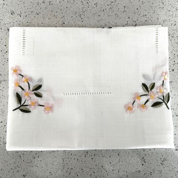 Embroidered 100% Polyester Tablecloth White with Pink Floral Size 36" x36" - Picture 1 of 6